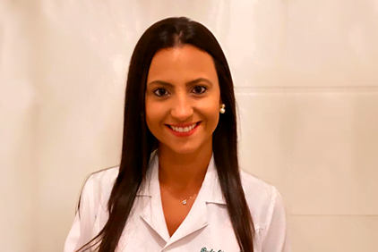 Dra. Paula Oliveira Ferreira
